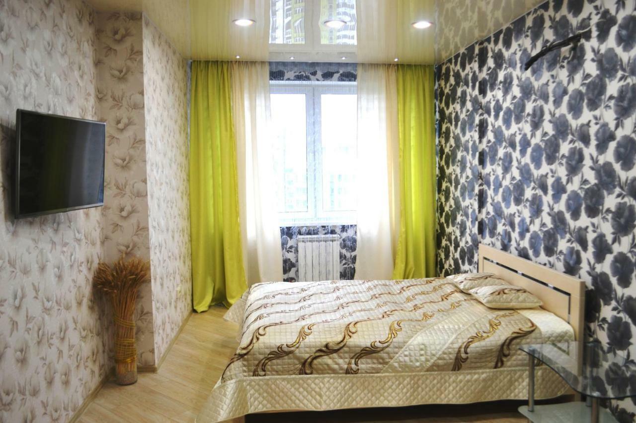 Jacuzzi Luxe Aparthotel Relax Minsk Exteriör bild
