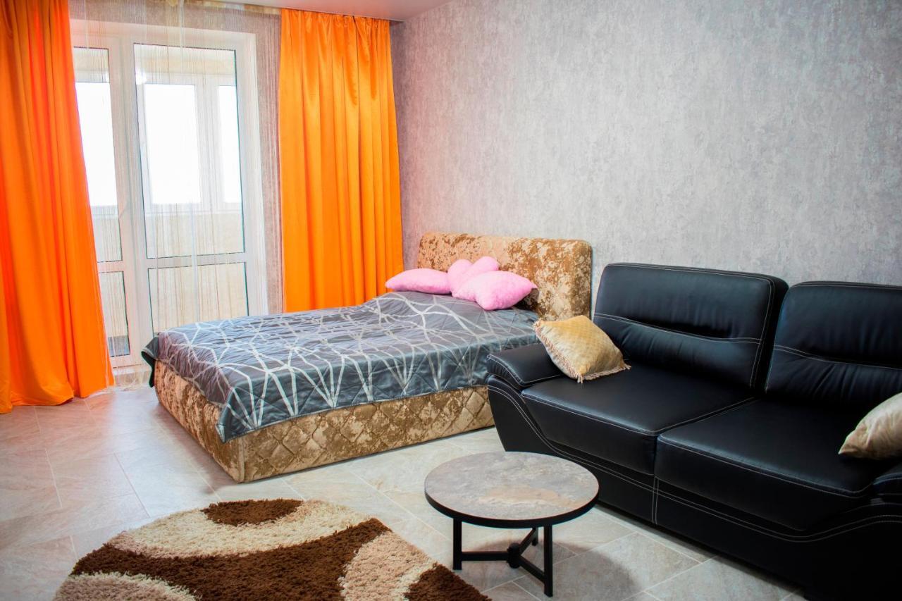 Jacuzzi Luxe Aparthotel Relax Minsk Exteriör bild